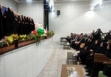 برترین های مقطع ابتدایی شاهد ناحیه دو یزد تجلیل شدند