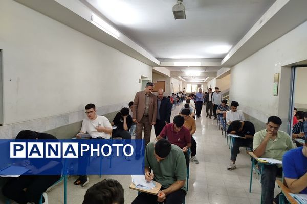 بازدید از حوزه امتحانات ورودی مدارس دخترانه و پسرانه نمونه دولتی در شهرری