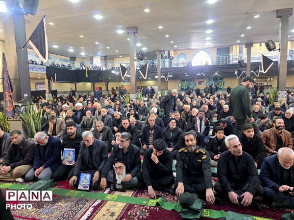 تشییع باشکوه شهید محمد رجبی در ماه مبارک رمضان با حضور گسترده مردم تویسرکان در روز جمعه