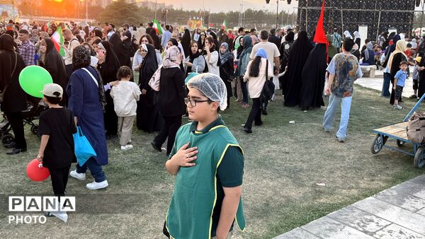 خروش عاشقان امیرالمؤمنین(ع) در مهمانی بزرگ غدیر تهران