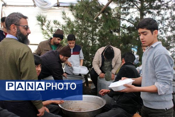 شادپیمایی خانوادگی جشن نیمه شعبان در قم