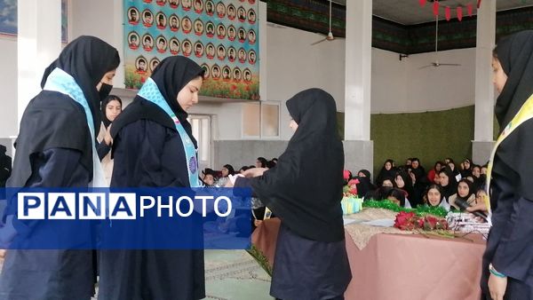 جشن روز دانش آموز دختران دبیرستان حضرت فاطمه و حضرت رقیه در مهدیه شهر بار نیشابور 