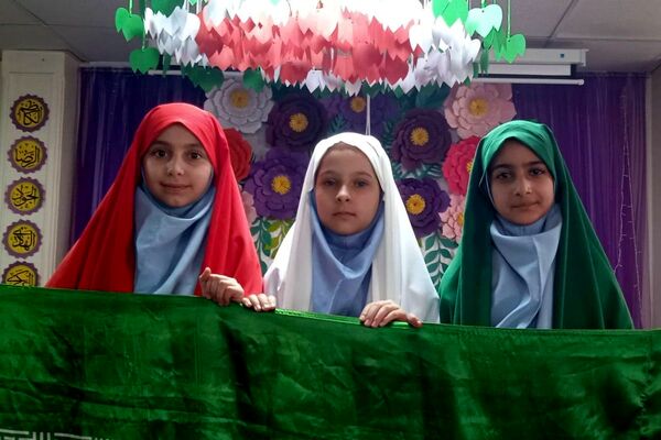 جشن نیمه شعبان در دبستان میقات پردیس