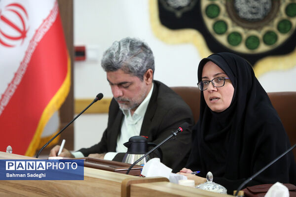 نشست خبری معاون علمی، فناوری و اقتصاد دانش‌بنیان رئیس‌جمهوری