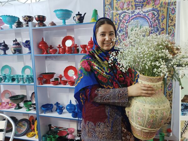 دومین نمایشگاه عمومی یاریگران زندگی 