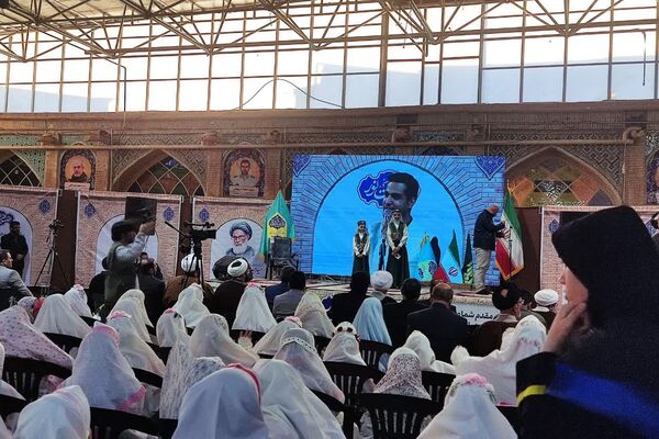 جشن تکلیف و مراسم روزه اولی‌ها در مسجد الشهدا شیراز