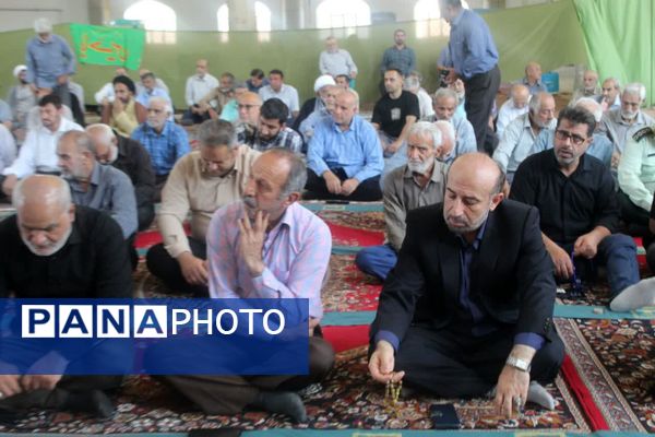 اقامه نماز جمعه‌ در گلوگاه 