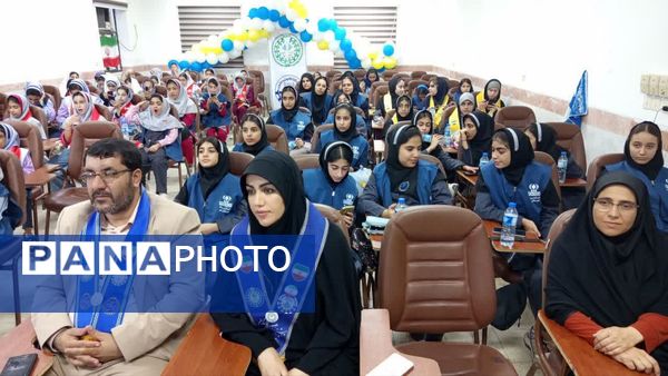 برگزاری کارگاه تخصصی خبرنویسی، عکاسی و طراحی پوستر ویژه دانش‌آموزان دختر در شهرستان جم