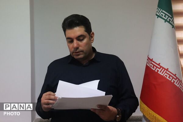 برپایی جلسه انجمن اولیا و مربیان در دبیرستان شهید بهشتی ناحیه دو شهرری 