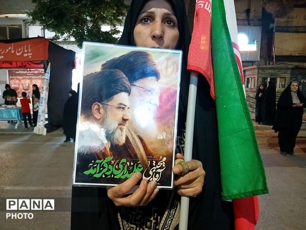  نود و یکمین شب از اجتماعات در حسینیه امام خمینی میهمان قاب پانا