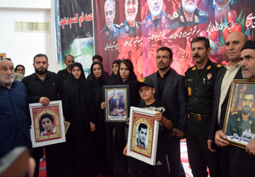 یادواره شهدای بیرانوند با تجلیل از خانواده‌های شهیدان برگزار شد  