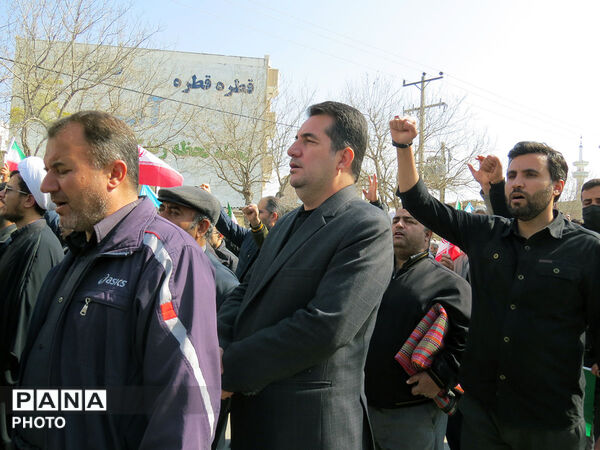 نماز جمعه و راهپیمایی در هفتمین روز جنگ تحمیلی در بجنورد