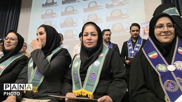 همایش شهرستانی تجلیل از پیشتازان، مربیان و مدرسان پیشتاز برتر در شهرستان جم