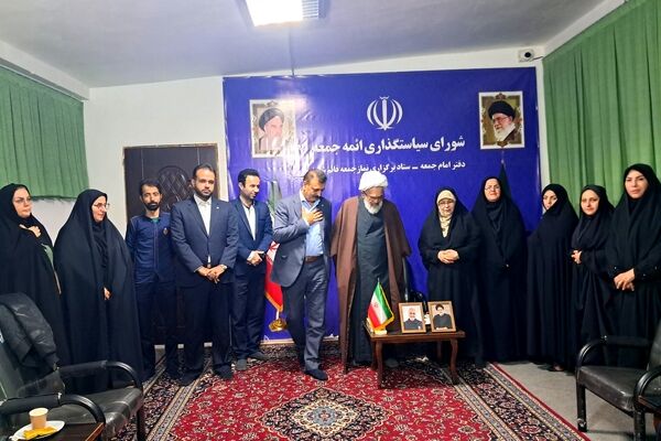 گرامیداشت هفته سواد‌آموزی در شهرستان قائمشهر