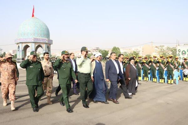 برگزاری صبحگاه مشترک نیروهای مسلح استان مرکزی به‌مناسبت سالروز آزادسازی خرمشهر 