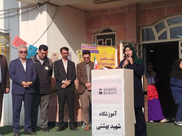 مانور زلزله در دبیرستان شهید بهشتی بندرترکمن