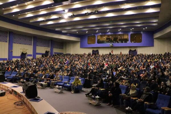 همایش راهکارهای اختلالات یادگیری دانش آموزان در نجف آباد 