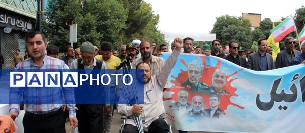  حضور بی نظیر مردن نیشابور در راهپیمایی بر علیه حمله رژیم صهیونسیتی