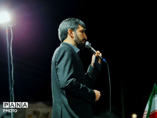 نبض گلوگاه، کوبنده برای وطن 