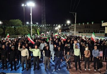 زمزمه‌ حضور در عنبرآباد