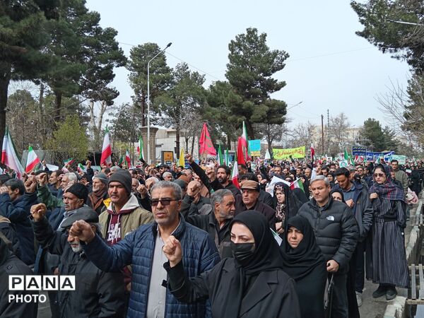 حضور پرشور مردم انقلابی شهرستان نیشابور در نماز جمعه روز جهانی قدس 