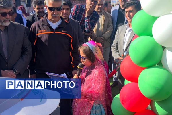 افتتاح ۱۱پروژه ورزشی ؛ طرح میدان همدلی در آباده