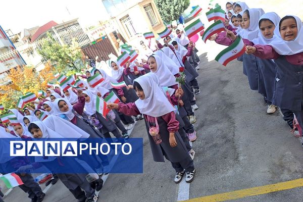 برگزاری جشن شکوفه های کلاس اولی در مدارس میقات و حضرت معصومه (س) منطقه پردیس 