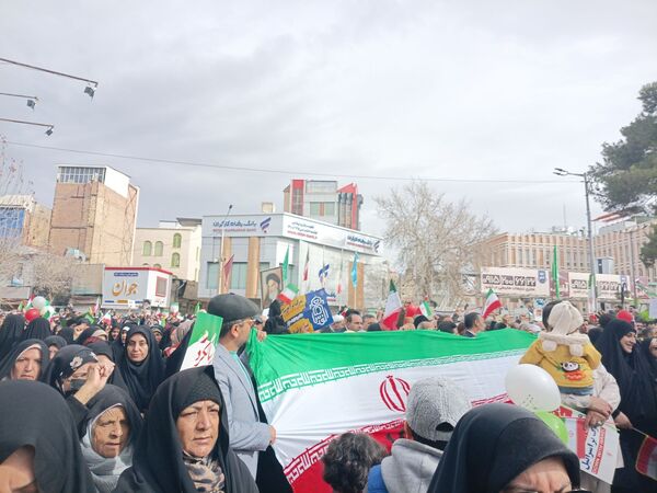 راهپیمایی یوم الله ۲۲ بهمن ماه امسال پررنگ تر از همیشه در شهر نیشابور 