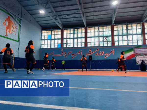 آئین افتتاحیه مسابقات فوتسال دانش‌آموزی منتخب آموزشگاه های شهرستانهای استان تهران به میزبانی ورامین 