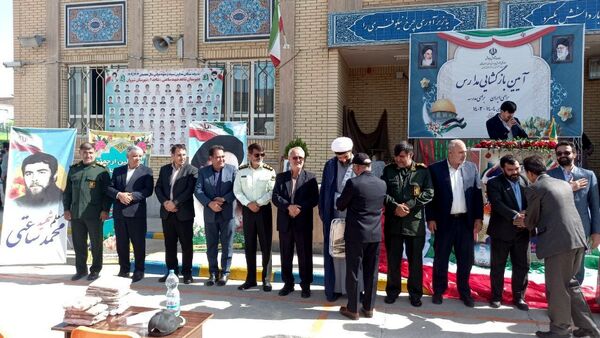 نواختن زنگ مهر و ایثار در شهرستان شیروان