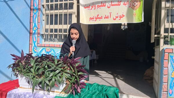 «جشن جوانه‌ها» در دبیرستان حضرت معصومه شهرستان فیروزکوه