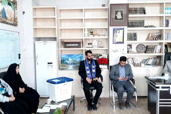 برگزاری انتخابات مجلس دانش‌آموزی در زارچ