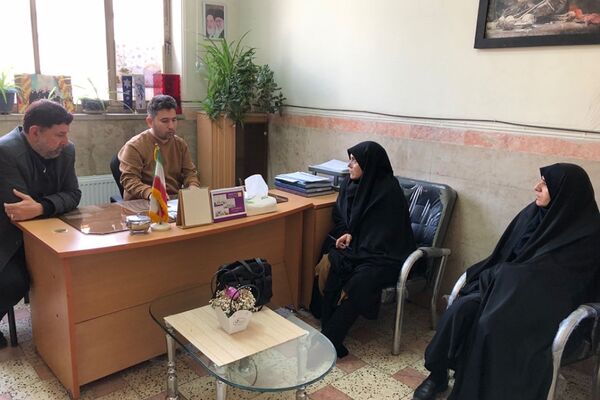 بازدید سرگروه کیفیت بخشی فعالیت‌های پرورشی از مدارس ناحیه دو شهرری 