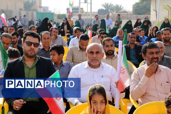 مردم بندرخمیر با حضور یکپارچه در ۲۲ بهمن اقتدار خود را فریاد زدند