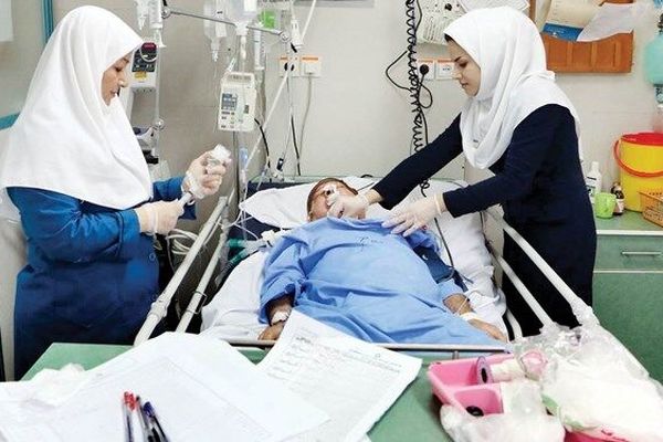 پرستان در خط مقدم بدون اسلحه، روحیه مردم را تقویت کردند 