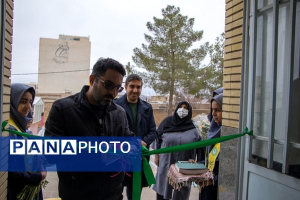 جشنواره دانش‌آموزی دور‌ریختنی‌ها توسط پیشتازان سازمان دانش‌آموزی محلات