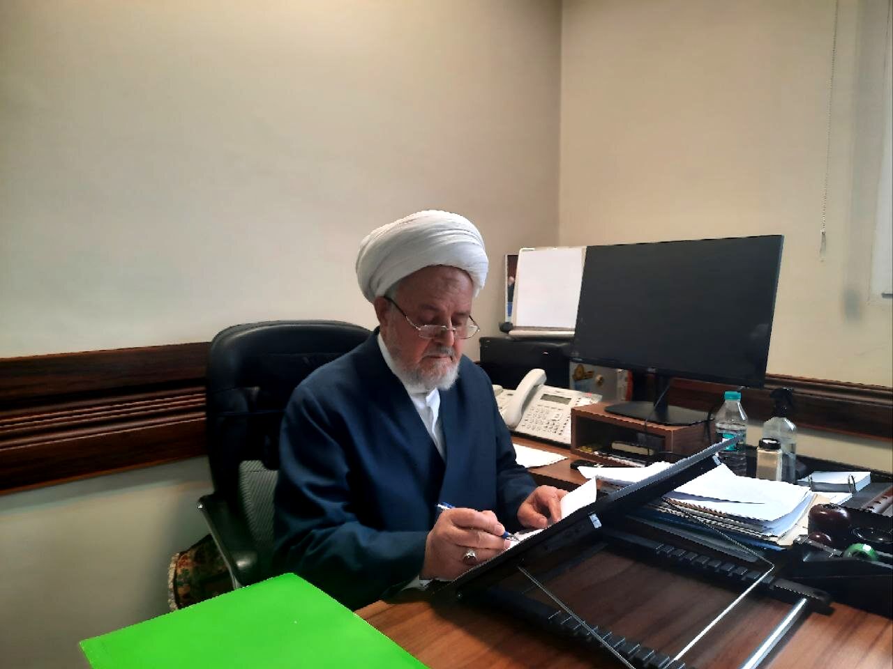 پیام تسلیت رئیس دفتر عقیدتی سیاسی فرماندهی معظّم کل قوا در پی شهادت حجج اسلام رازینی و مقیسه

