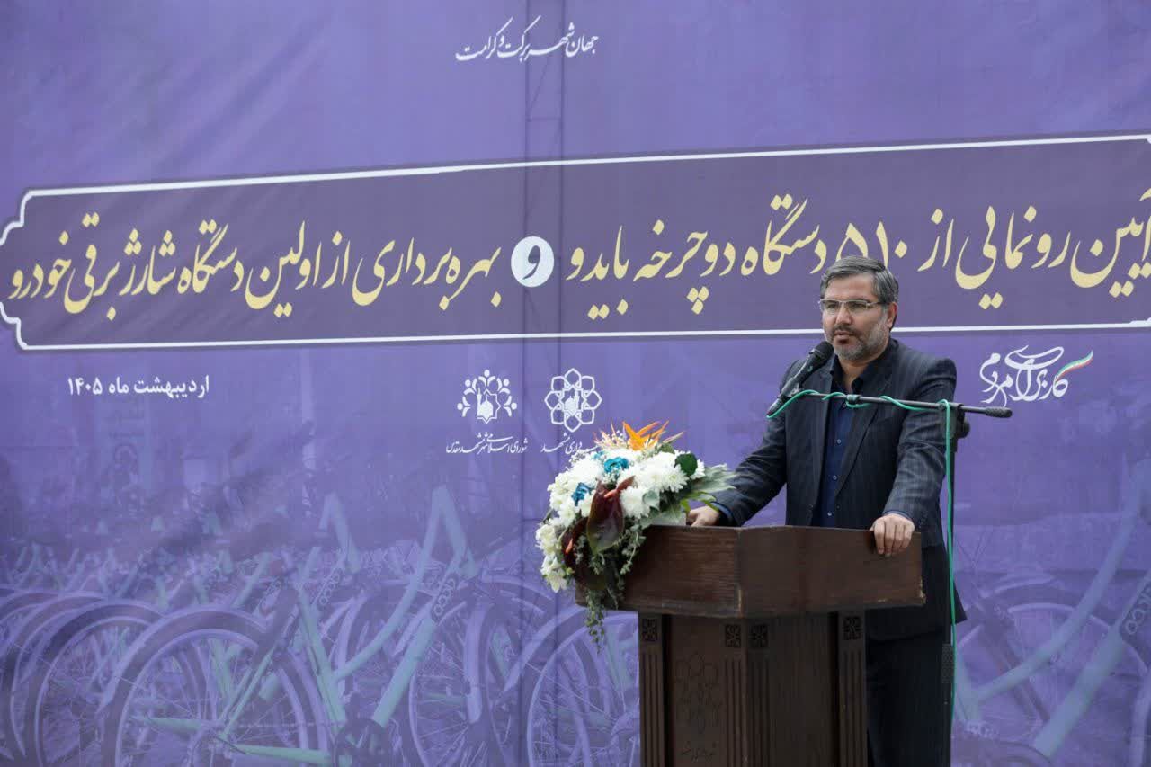 خدمت به مردم، تودهنی محکم به دشمنان در دوران جنگ است 