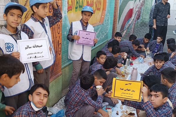 برگزاری صبحانه سلامت در دبستان علامه طباطبایی پیشوا