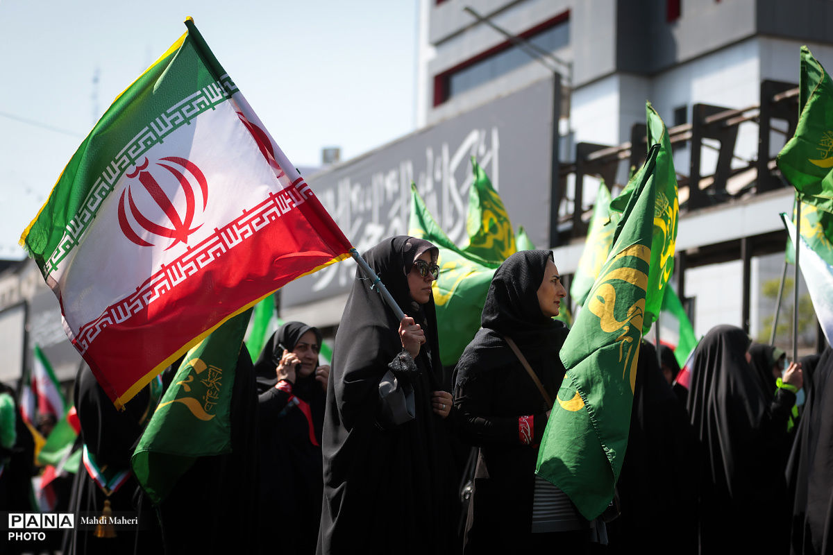 برگزاری اجتماع دختران آرمانی در تهران