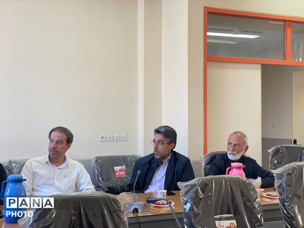  نشست هماهنگی مراسم روز نوجوان در اصفهان