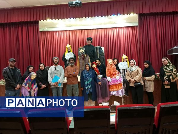 بازبینی هفتمین جشنواره تئاتر معلولین  منطقه  کویر در نیشابور