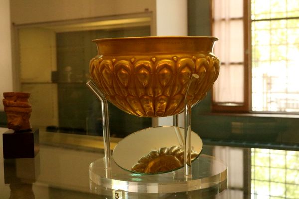 بازدید اعضای گروه ایرانِ جان از موزه ملی ایران 