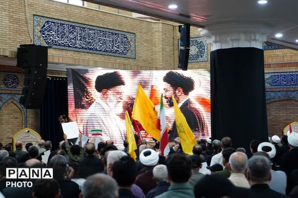 آیین گرامیداشت شهادت رهبر شهید انقلاب و خانواده در باقرشهر 