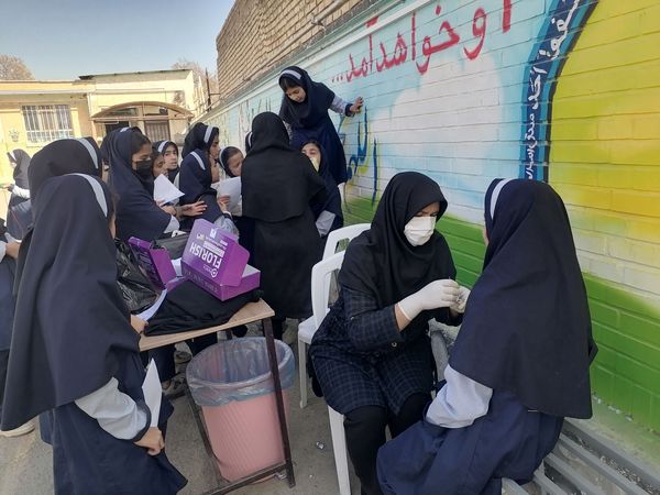 وارنیش فلوراید برای دانش آموزان دبستان ناهید نخودی 