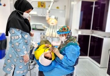 استقرار دومین مرحله گروه جهادی دندانپزشکی نورآوران سلامت در کانون تربیتی فاطمیه(س) باقرشهر