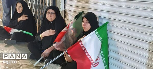 مراسم راهپیمایی و عزاداری برای تشییع رهبر شهید در گچساران 