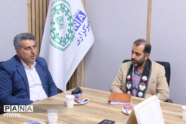 تقدیر از مربیان و دانش‌آموزان پیشتاز در فعالیت موکب‌های سازمان دانش‌آموزی شهر تهران