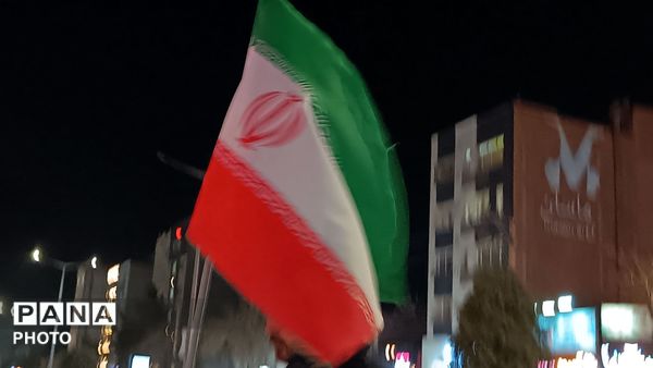 اجتماع مردمی در بیست و هفتمین شب از مراسمات بلوار فضل نیشابور 