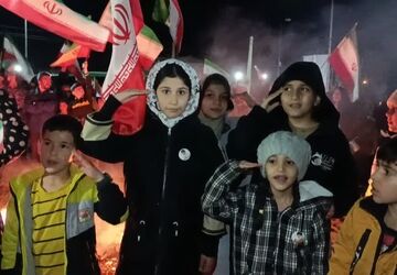 برگزاری متفاوت آیین باستانی چهارشنبه‌سوری در کهک